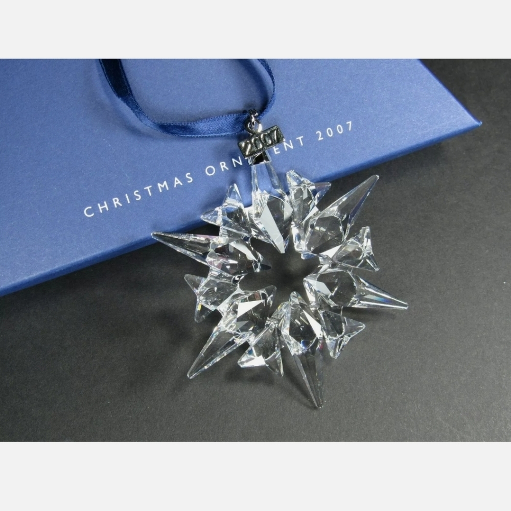 2007 Large Annual Swarovski Ornament